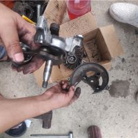 上海浦東割草機(jī)維修，現(xiàn)場歐瑪/三菱TU43割草機(jī)維修，立等可取